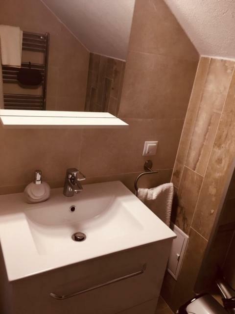 Vila Nona Apartment Sibiu Luaran gambar